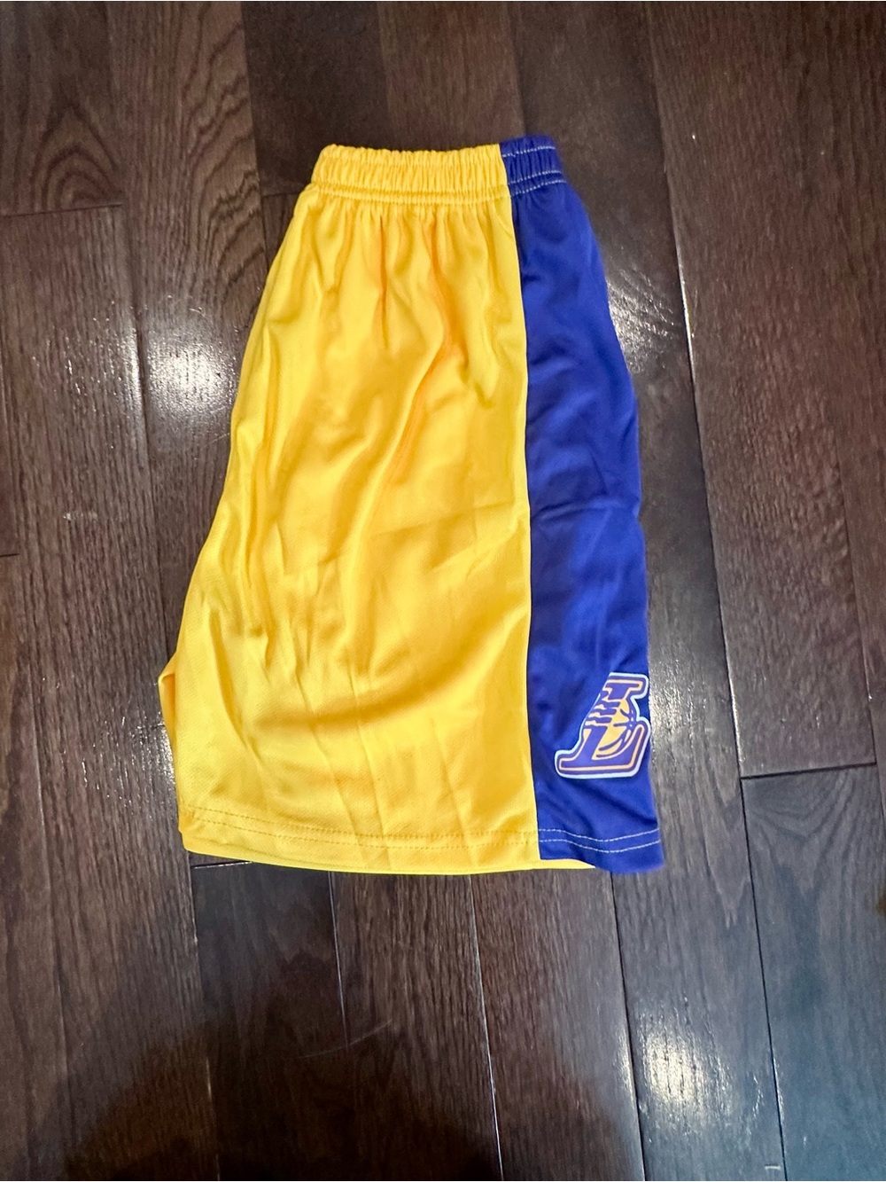 NWT Los Angeles Lakers #24 Jersey & Shorts Set | Big Kids 2XL | Kobe Bryant - Picture 4 of 6